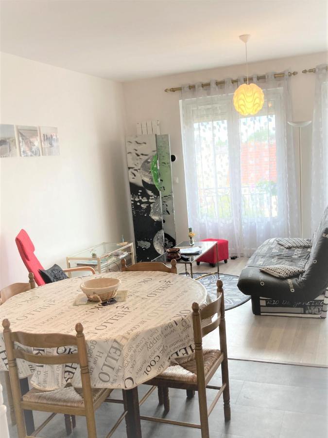 Roseau Apartment
